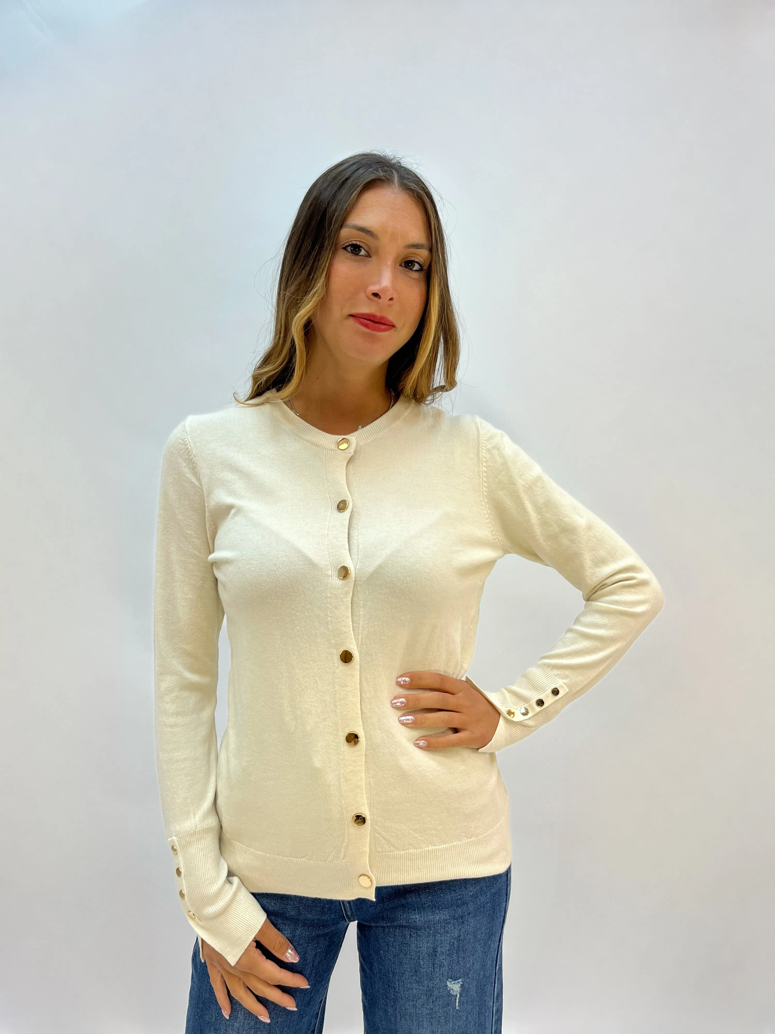 Cardigan basic con bottoni lucidi