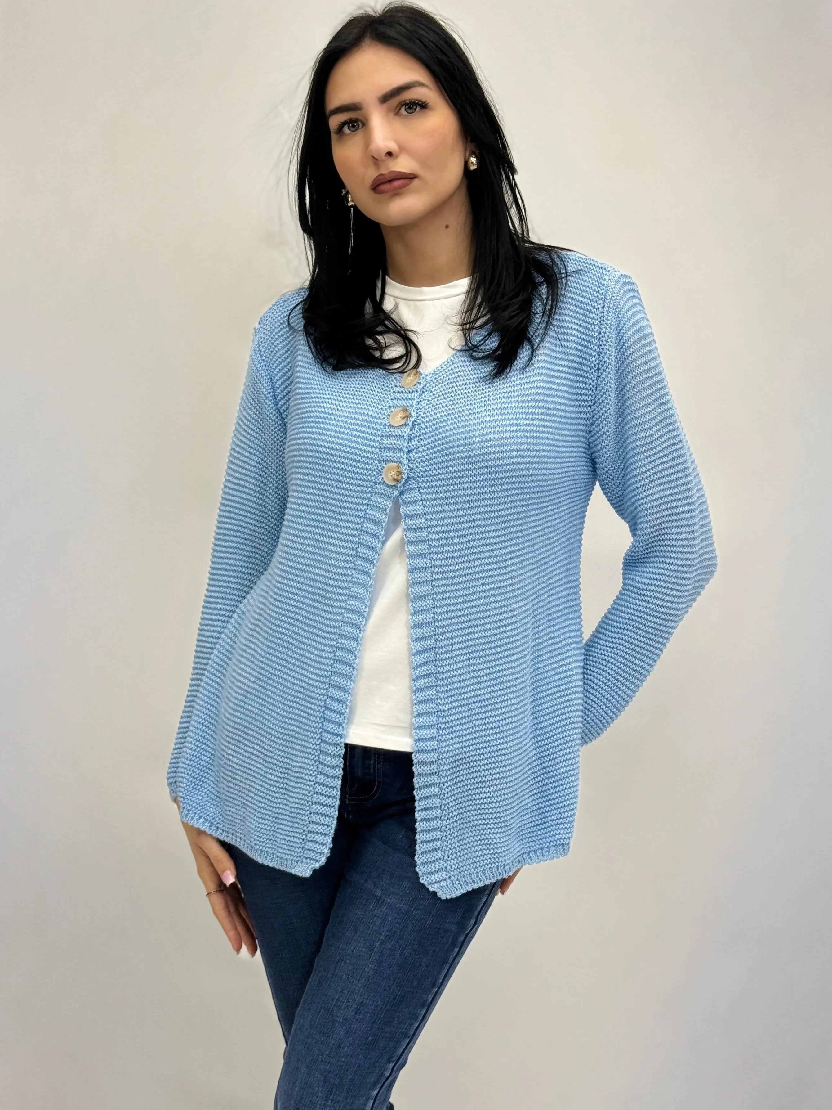 Cardigan con tre bottoni