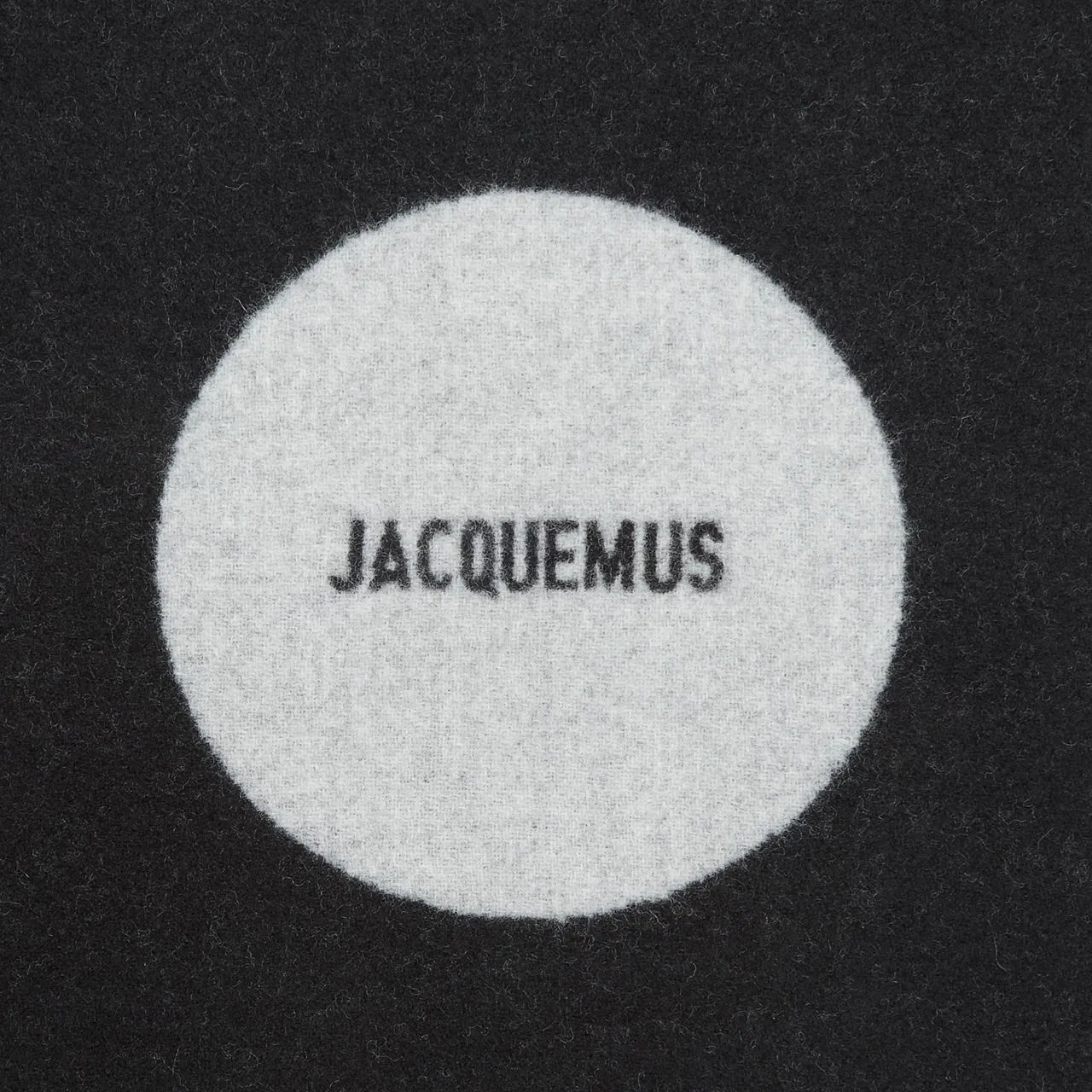 JACQUEMUS Lecharpe Rond Carre Scarf - Black