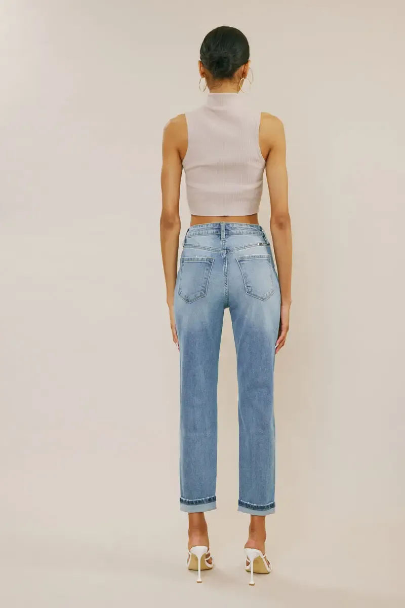 Kan Can Stormi High Rise Mom Jeans