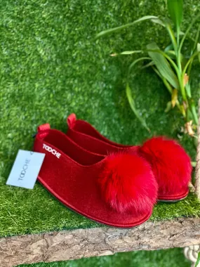 LOVE pom pom slippers