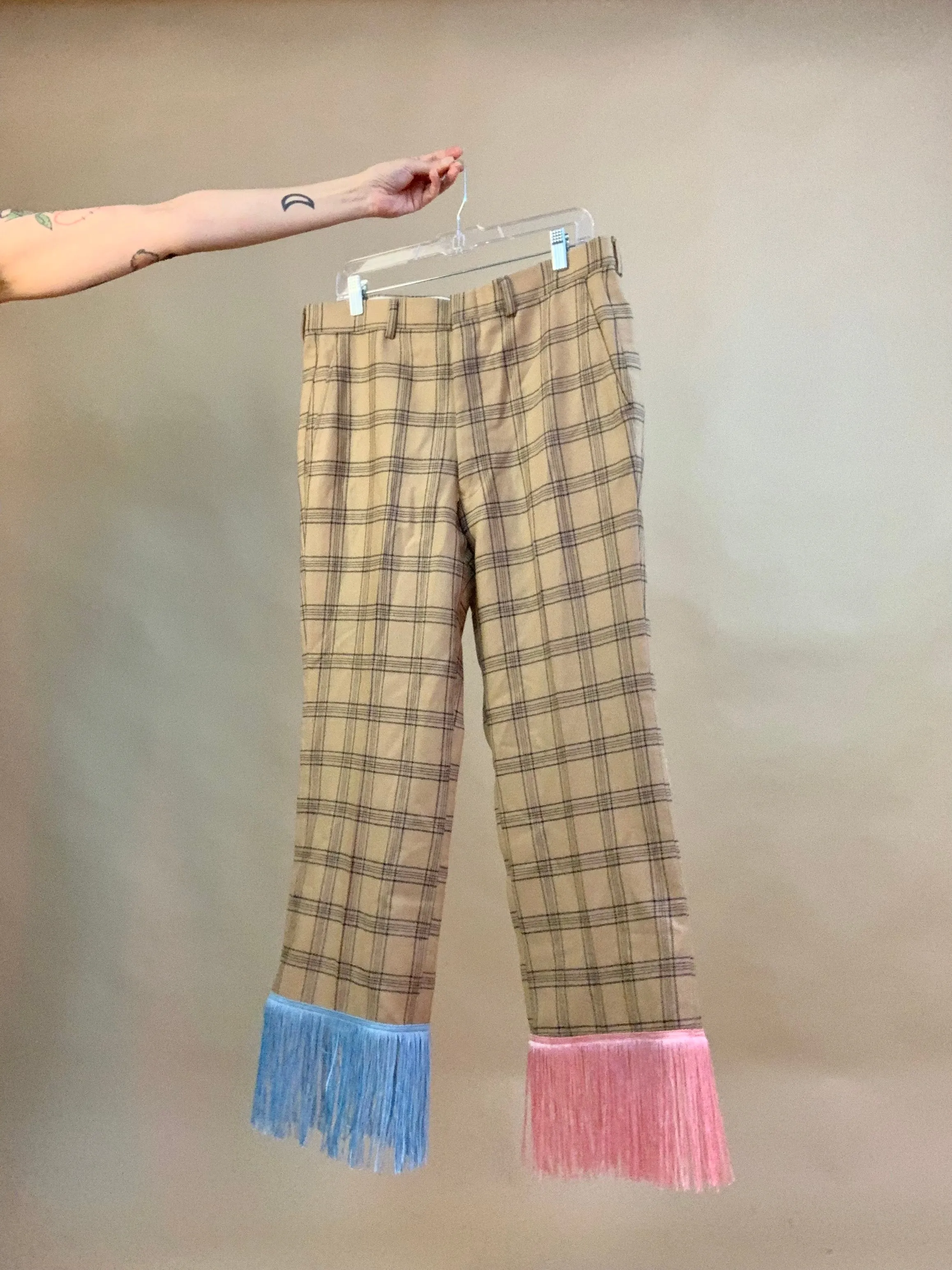 Mixed fringe plaid pants