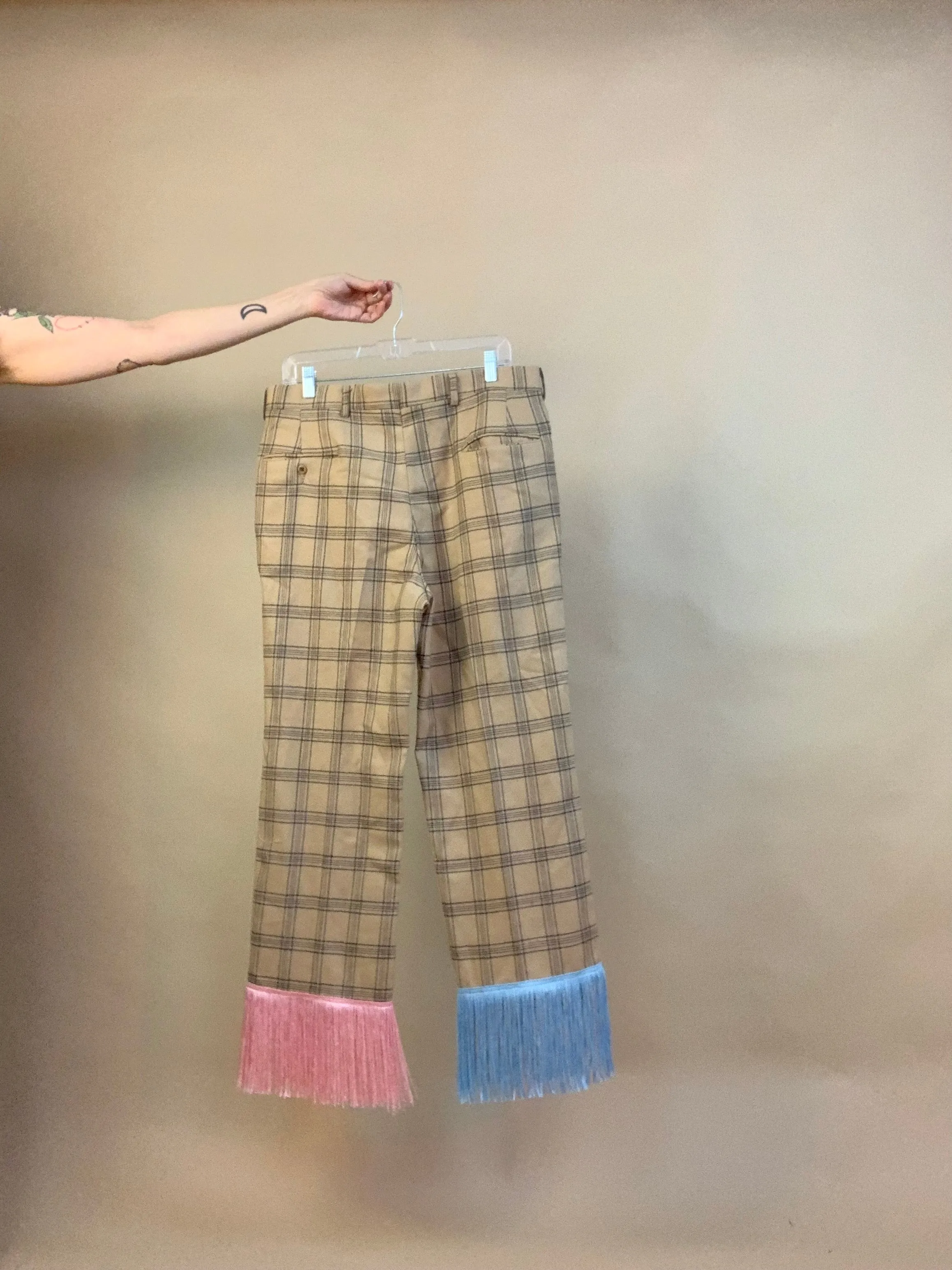 Mixed fringe plaid pants