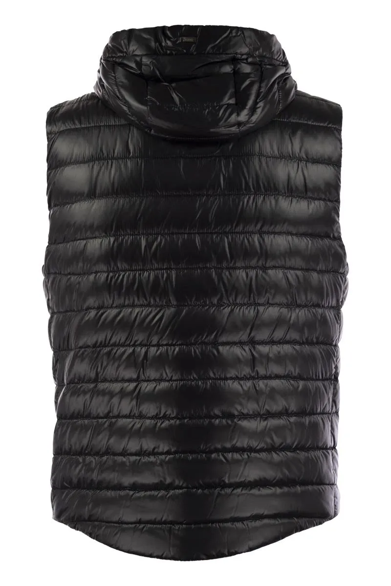 SLEEVELESS DOWN JACKET