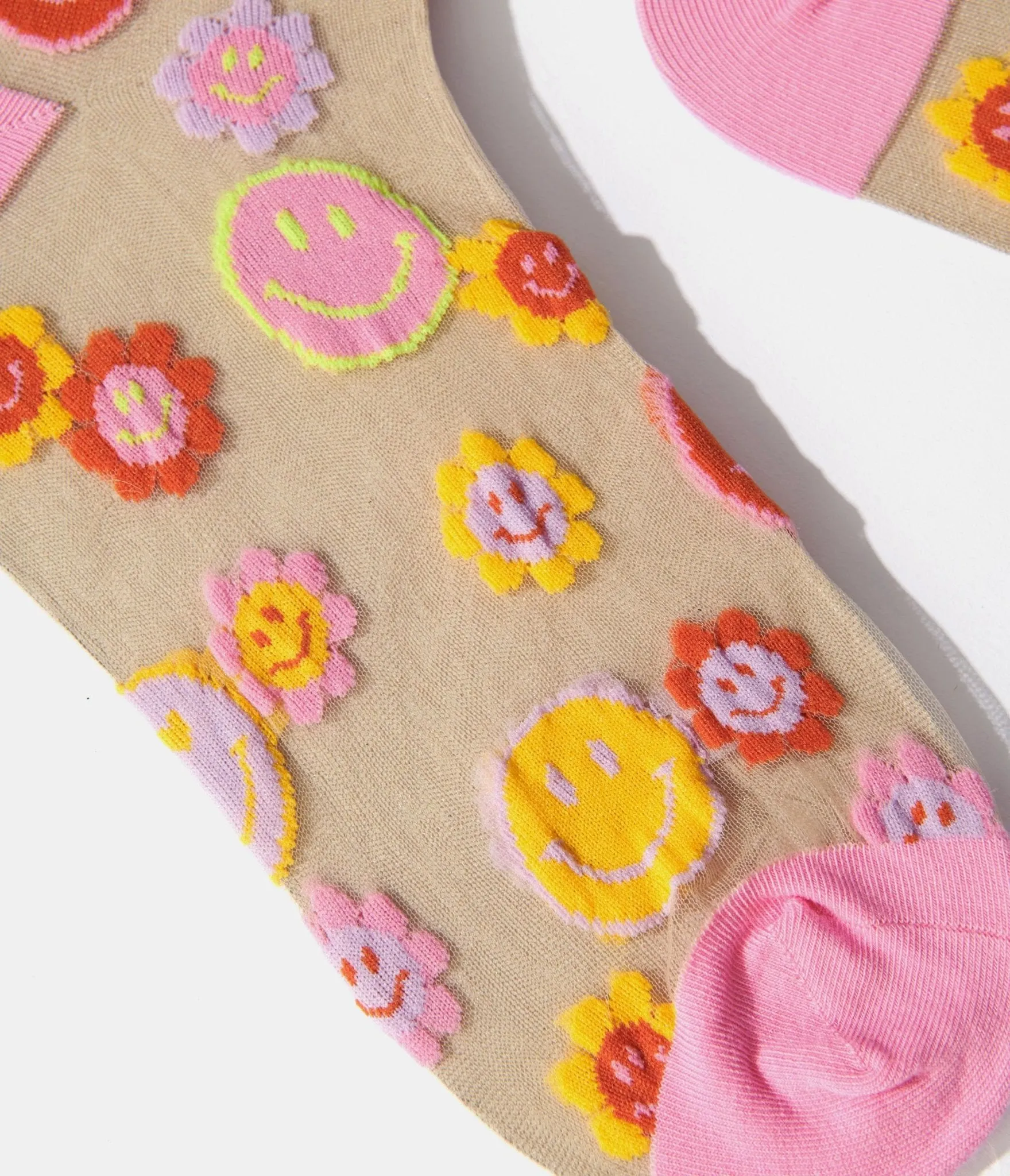 Smiley Daisy Sheer Crew Socks